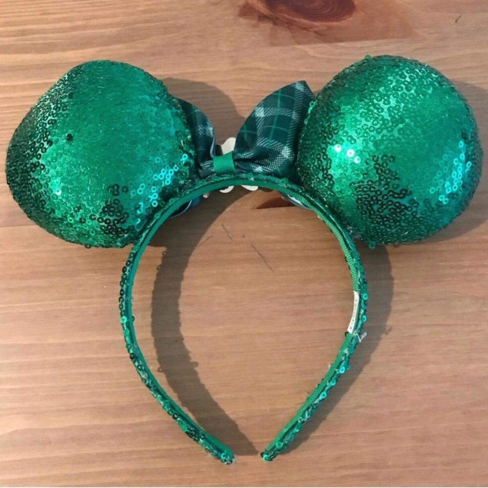 Green Sequin Shamrock Mickey Ears Headband - Picture 2 of 2